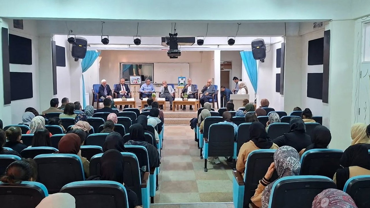 Kahta’da "İmam Hatipliler Haftası" paneli düzenlendi
