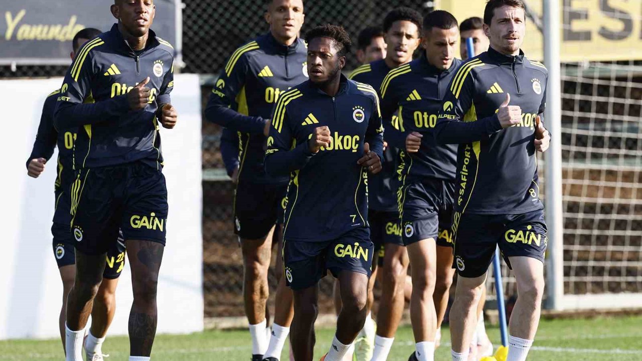 Fenerbahçe, Fatih Karagümrük maçı hazırlıklarını sürdürdü
