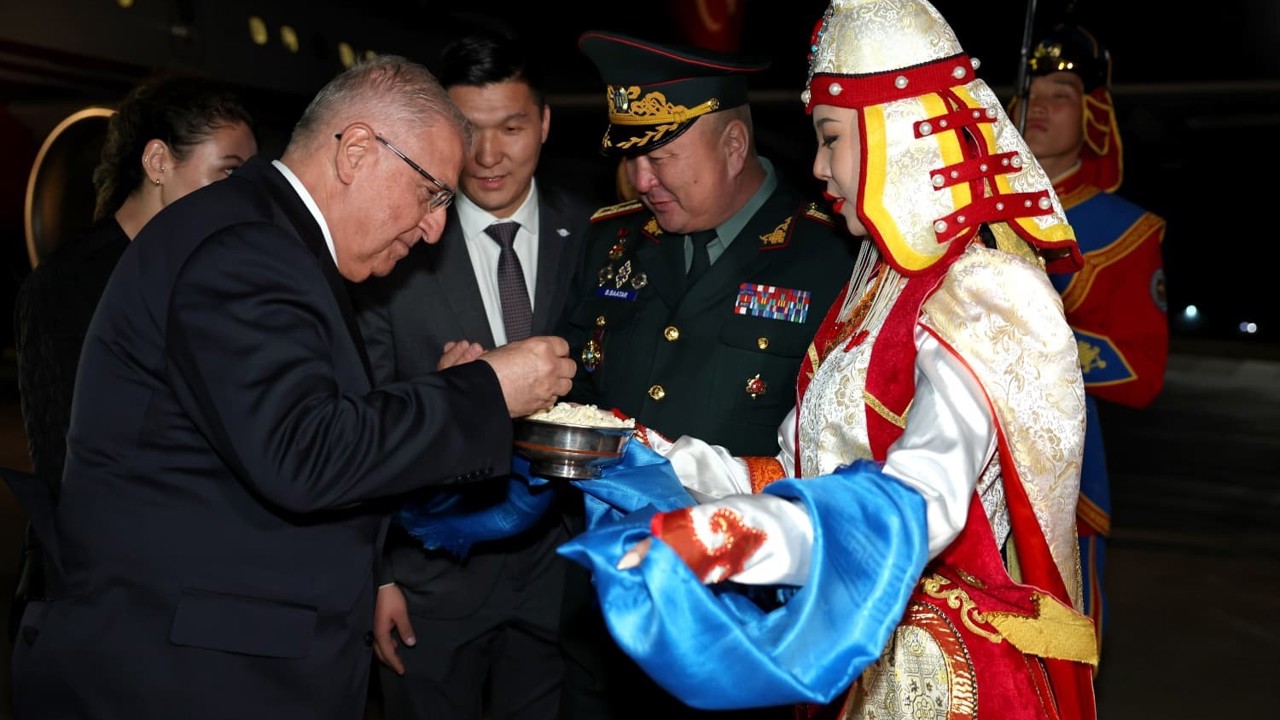 Milli Savunma Bakanı Güler, Moğolistan’da
