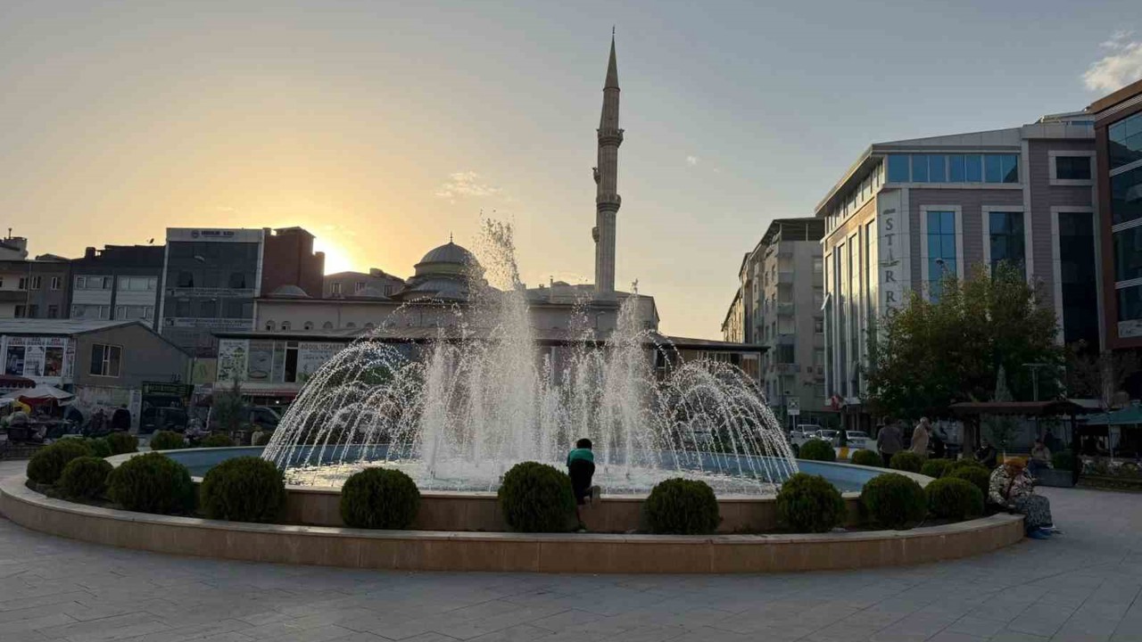 Iğdır’da ’Sırrı Süreyya Önder Parkı’ kararı 5 aydır onay bekliyor
