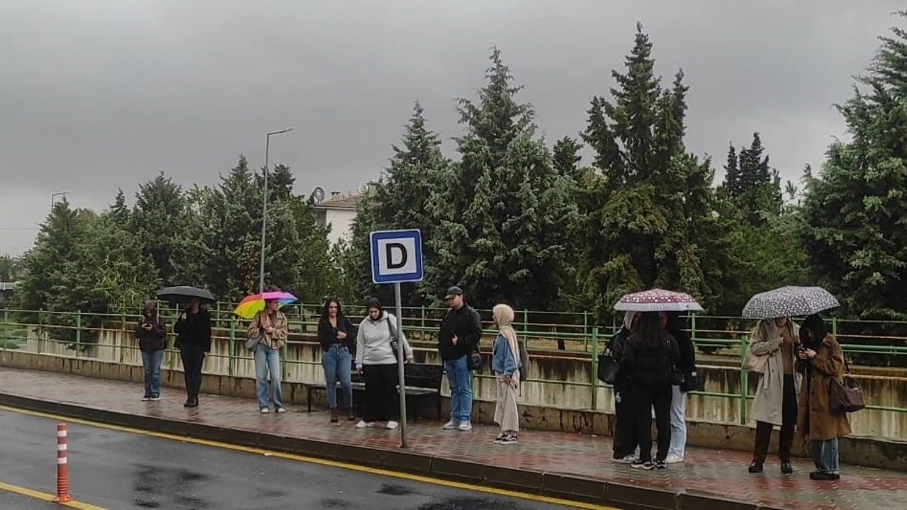 Tekirdağ’da tabela var, durak yok: Vatandaş tepkili
