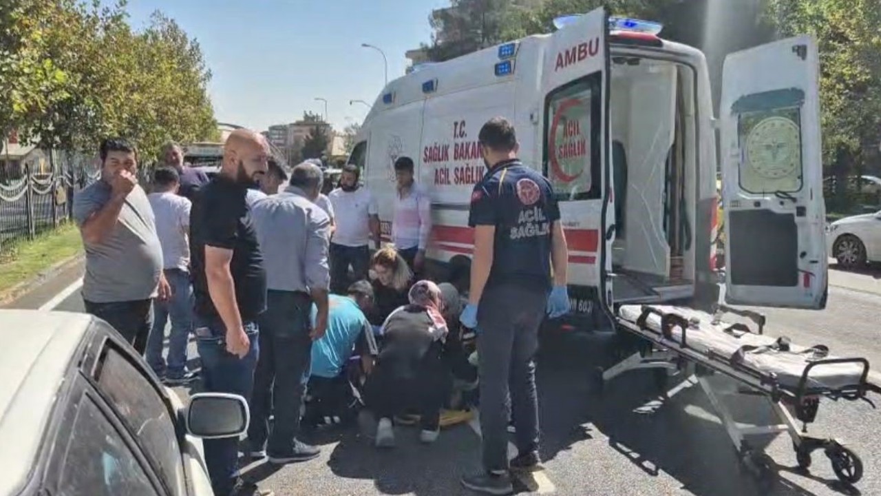 Gaziantep’te zincirleme kaza: 6 araç çarpıştı, 2 kişi yaralandı
