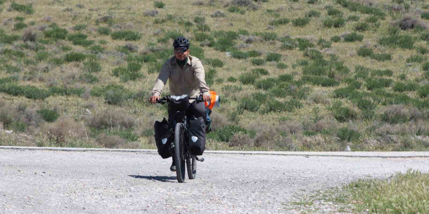 Gaziantep’ten bisikleti ile Türkiye turuna çıktı