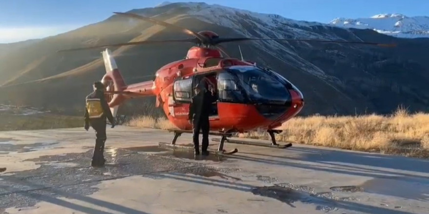 Helikopter ambulans 3 günlük bebek için havalandı