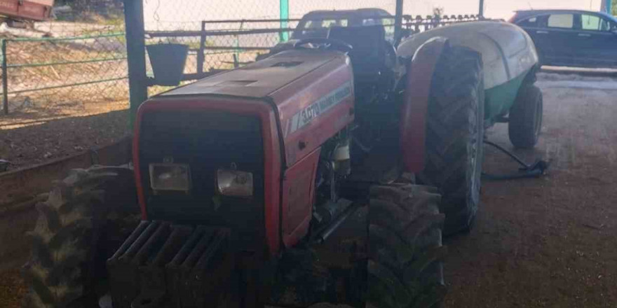 Honaz’da çalınan traktörü jandarma 3 saatte buldu