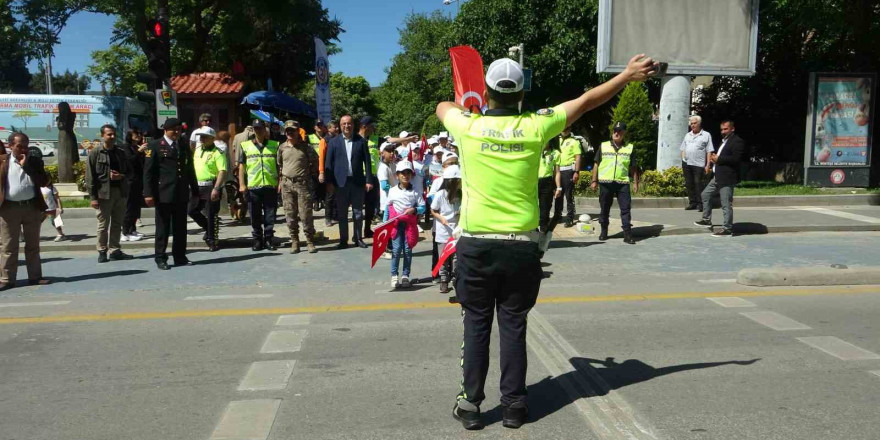 Karayolu Trafik Haftası etkinlikleri Menteşe’de başladı