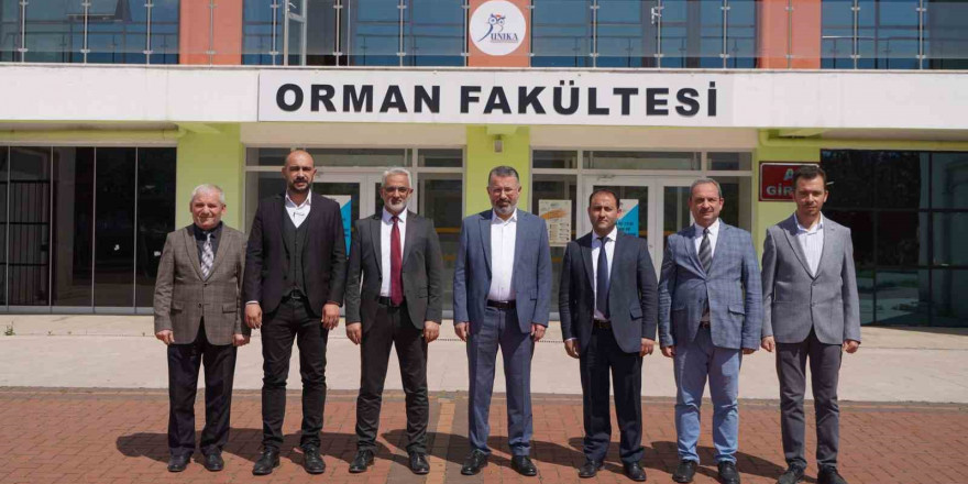 KBÜ Rektörü Prof. Dr. Fatih Kırışık Orman Fakültesini ziyaret etti