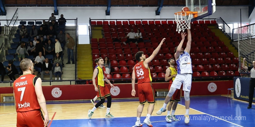 Spor