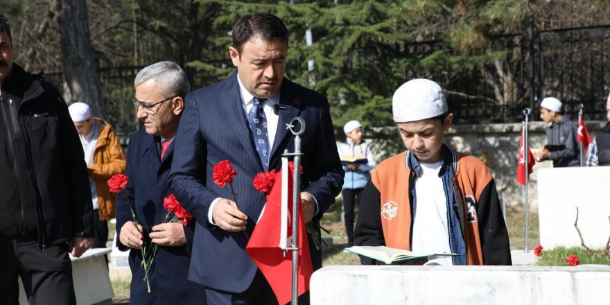 Kütahya’da 18 Mart Şehitleri Anma Günü ve Çanakkale Deniz Zaferi’nin 109. yıl dönümü gururla kutlandı