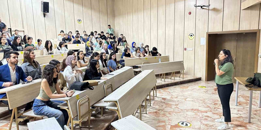 Lise öğrencileri Fırat Üniversitesi’ni gezdi