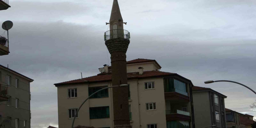 Malatya’da 800 yıllık tuğla minare geleneği sürüyor