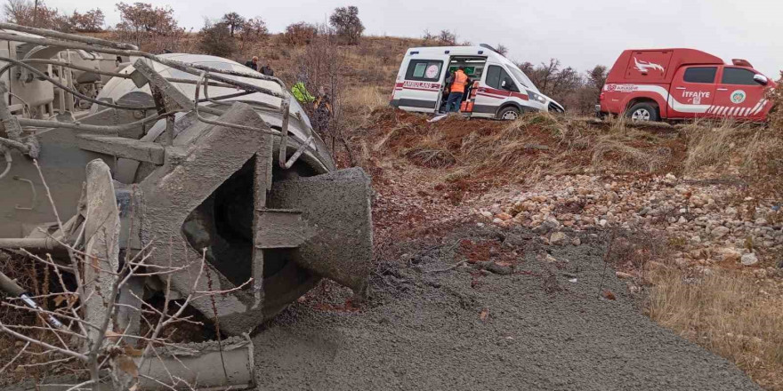 Malatya’da beton mikseri devrildi: 1 yaralı