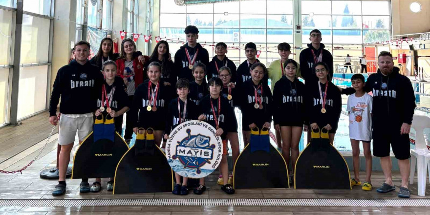 Manisa’da Okul Sporları Su Altı Sporları Paletli Yüzme Yarışmaları tamamlandı