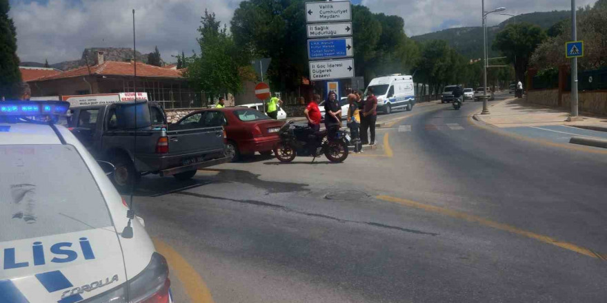 Menteşe’de trafik kazası 1 yaralı