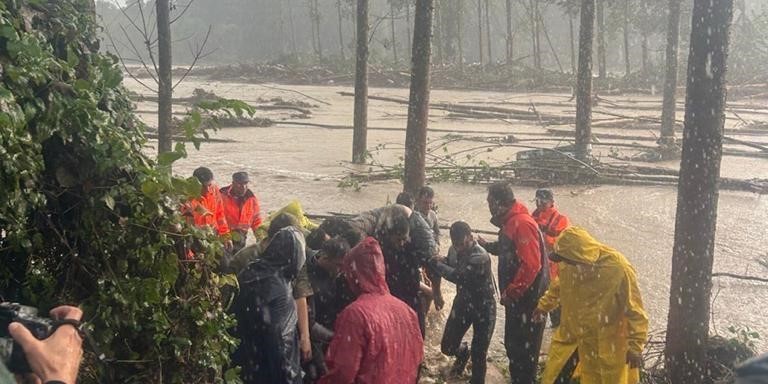 MSB: “Kırklareli’nde meydana gelen sel felaketi sonrası askeri personel ve arazi araçları görevlendirildi'