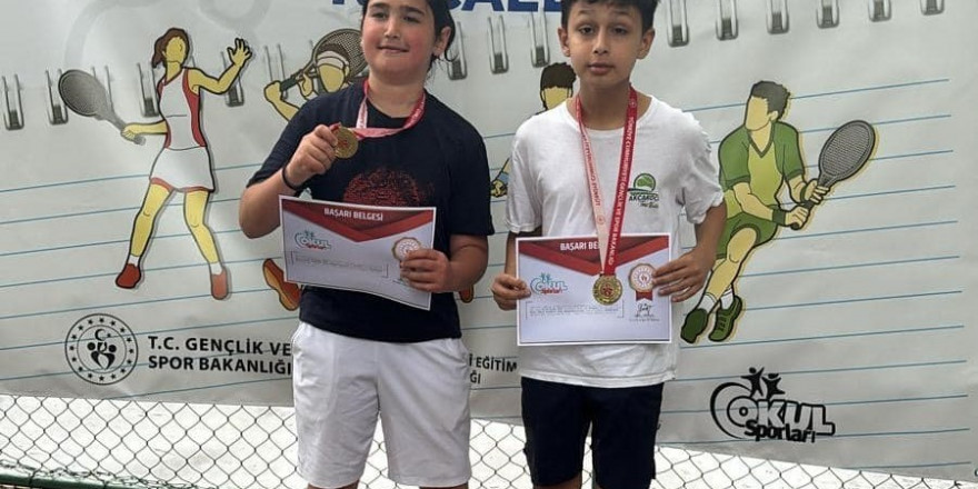 Mustafa Açıkalın Ortaokulu Türkiye şampiyonasında