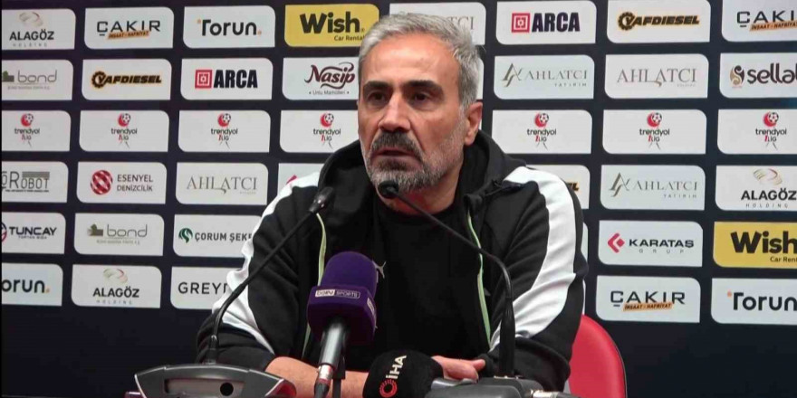 Mustafa Dalcı: 'Sahada oynanan oyunu içerideki futbolcuların belirlemesi gerekiyor'