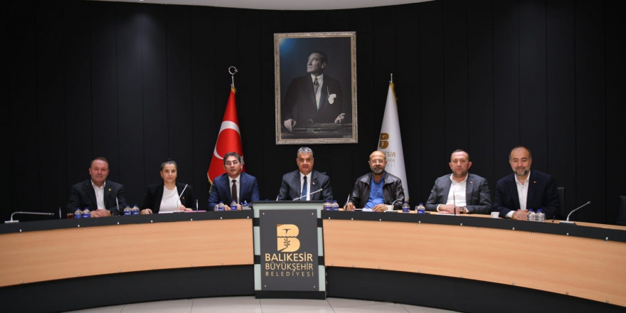 Oktay Erbalaban Balıkesir Büyükşehir Plan ve Bütçe Komisyon Başkanı seçildi