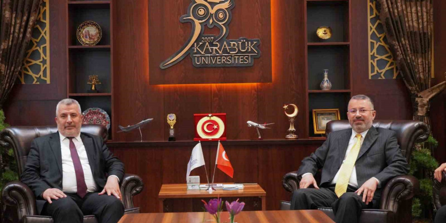 ÖSYM Başkanı Ersoy, Rektör Kırışık ile görüştü