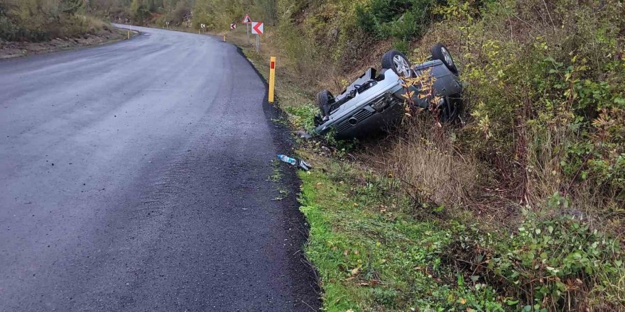 Otomobil takla attı: Sürücü ölümden döndü