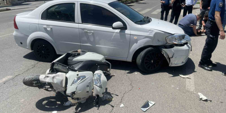 Siirt’te otomobilin çarptığı motosiklet sürücüsü yaralandı