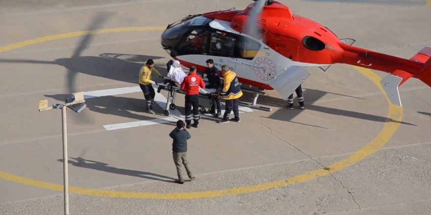 Şırnaklı hasta ambulans helikopter ile Şanlıurfa’ya getirildi