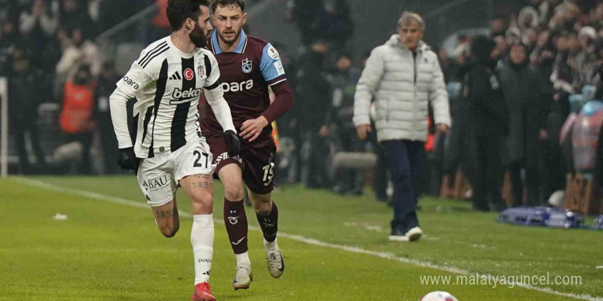 Trendyol Süper Lig: Beşiktaş: 0 - Trabzonspor: 1 (İlk yarı)