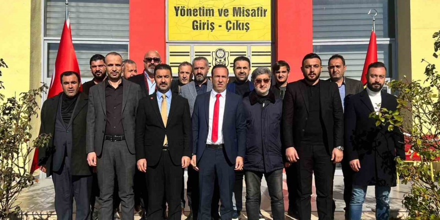 Yıldırım: 'Yeni Malatya’yı kurarken, Yeni Malatyaspor’u da ayağa kaldıracağız'