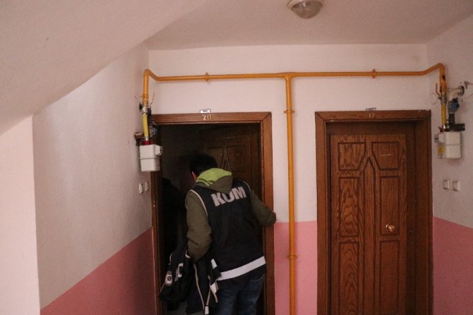 Bolu’da, FETÖ’nün ‘Gaygubet Evi’ne operasyon: 4 gözaltı