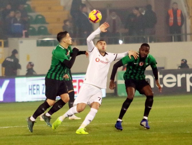 Spor Toto Süper Lig: Akhisarspor: 0 - Beşiktaş: 0 (Maç devam ediyor)
