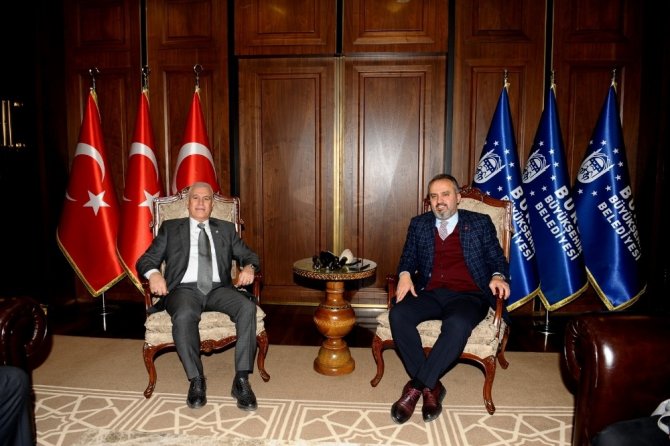 Bursa’da iki büyükşehir başkan adayı buluştu