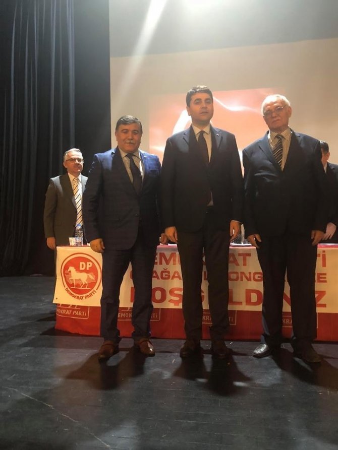 Başkan Mustafa Koca Demokrat Parti’ye katıldı