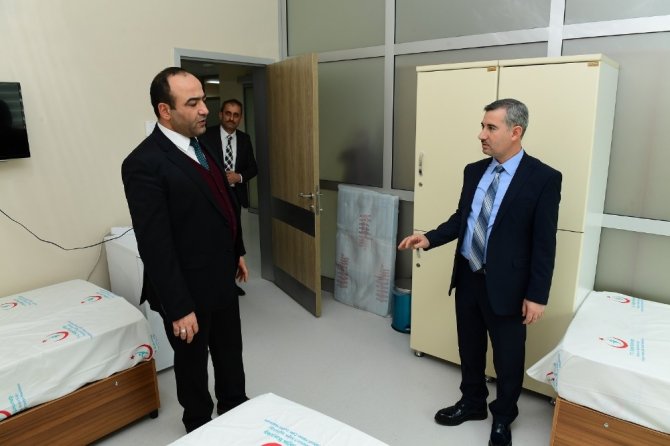 Çınar, Hasan Çalık Devlet Hastanesini ziyaret etti
