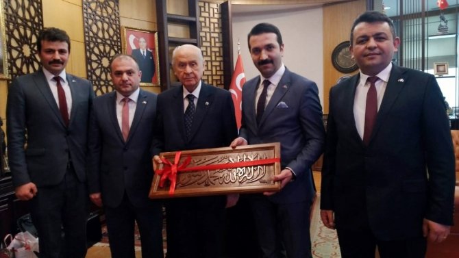 MHP Heyeti, Genel Başkan Devlet Bahçeli’yi ziyaret etti