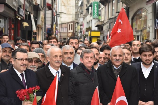 AK Parti ve MHP Teşkilatları Cumhur İttifakı için Trabzon’da birlikte yürüdü