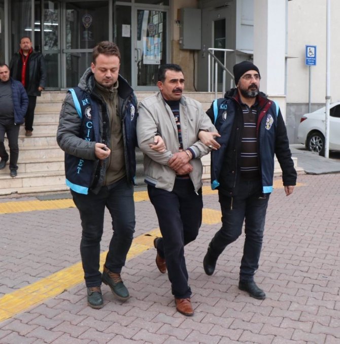 Kayseri’deki cinayete 2 gözaltı
