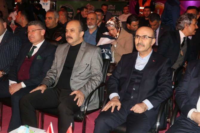 Adana’da Muay Thai turnuvası nefes kesti