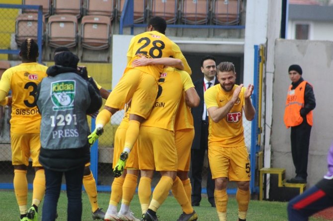 Spor Toto 1. Lig: Kardemir Karabükspor: 0 - Eskişehirspor: 4