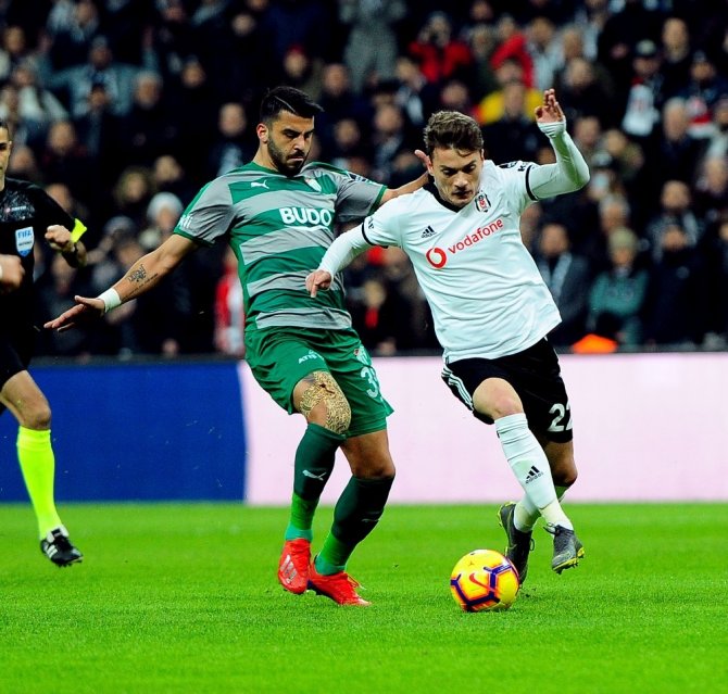Spor Toto Süper Lig: Beşiktaş: 1 - Bursaspor: 0 (İlk yarı)