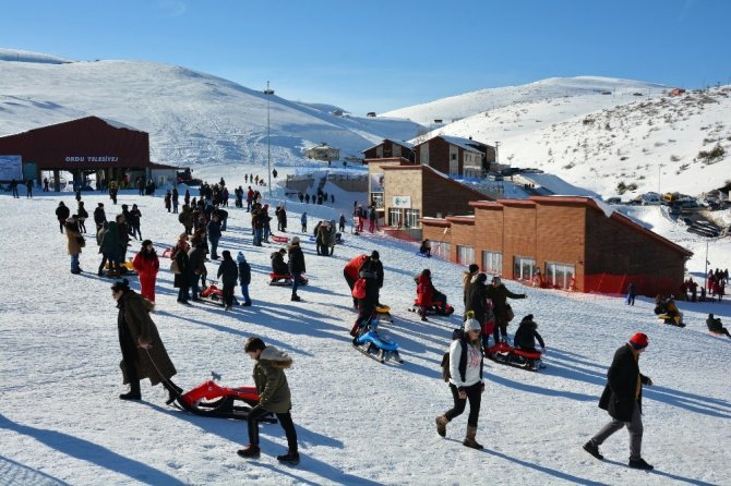 Kayak Merkezi yaylanın ziyaretçi sayısını artırdı