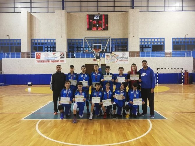 Analig Basketbolda Kayseri takımları yarı finalde