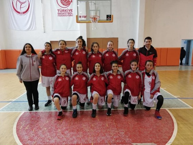 Analig Basketbolda Kayseri takımları yarı finalde