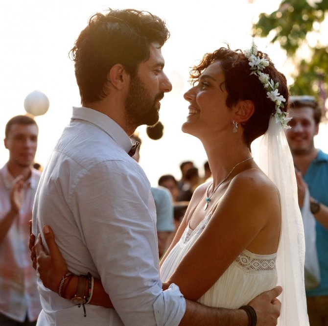 "Bir Aşk İki Hayat" filminin İzmir galası 15 Şubat’ta