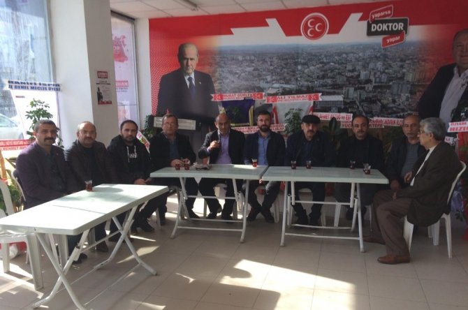 Osmaniye’de İYİ Parti yönetim kurulu üyeleri istifa etti