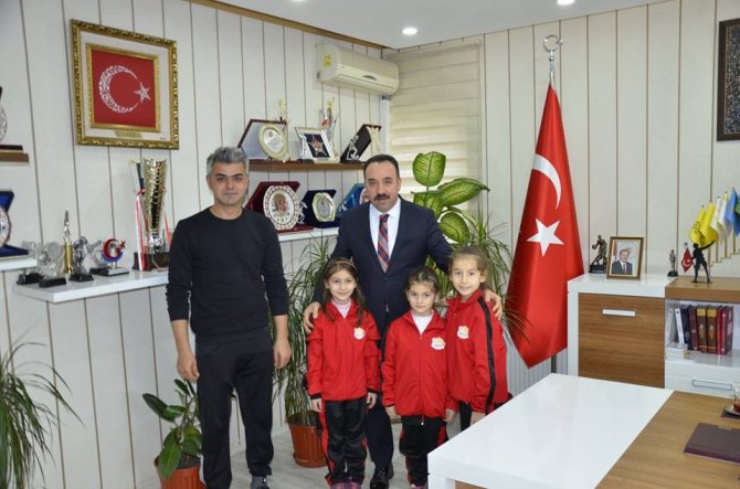 Jimnastik ve masa tenisi kafilesi Anadolu Yıldızlar Ligi’ne uğurlandı