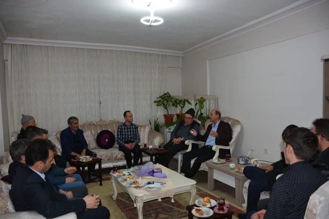 Başkan Bozkurt ev ziyaretlerine hız verdi