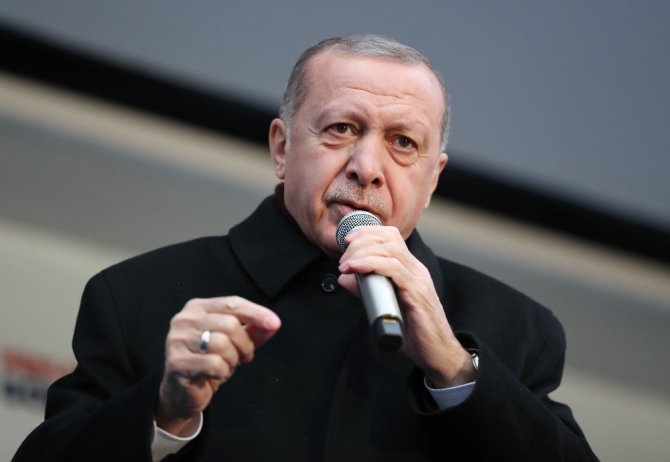 Cumhurbaşkanı Erdoğan: “Biz ülkemize çağ atlattık. Karşımızda tek parti döneminin istismarcı siyasetinde direnen CHP var”