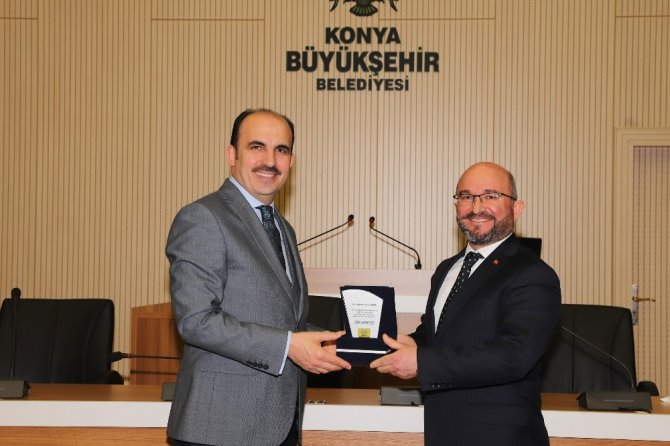 Konya Büyükşehir Belediye Meclisinde Ahde Vefa