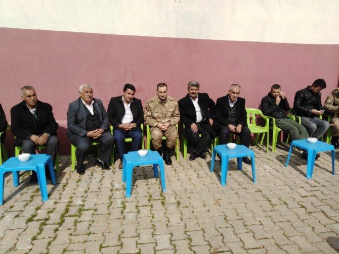 Midyat İlçe Jandarma Komutanı köy ziyaretinde bulundu