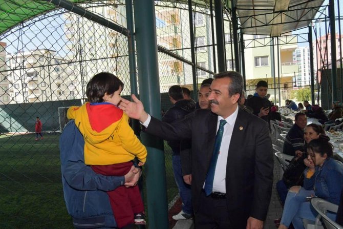 Başkan Çetin: "Çocuklarınızı spora yönlendirin"